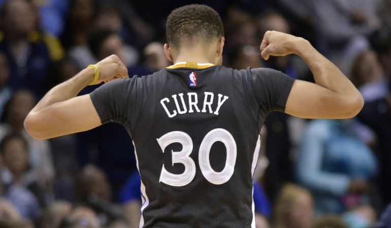 Stephen Curry MVP de la NBA: Curry, MVP de la NBA por segundo año consecutivo
