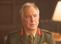 Este jueves se estrena la última película que filmó Alan Rickman