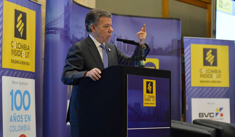 Reforma tributaria: No voy a sacrificar la Reforma Tributaria por la paz: Santos a empresarios en Londres