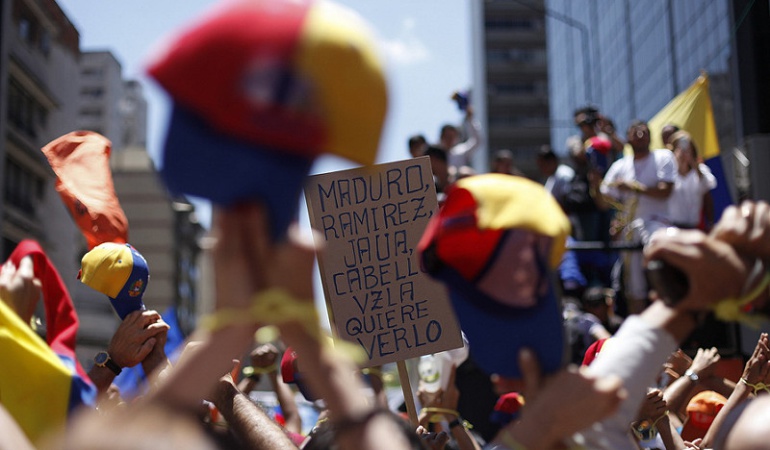 VENEZUELA REVOCATORIO: Oposición venezolana presentará "ruta" para presionar revocatorio de Maduro