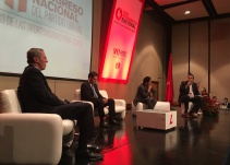 Si perdemos el plebiscito 'nos jodimos': Navarro en cumbre liberal