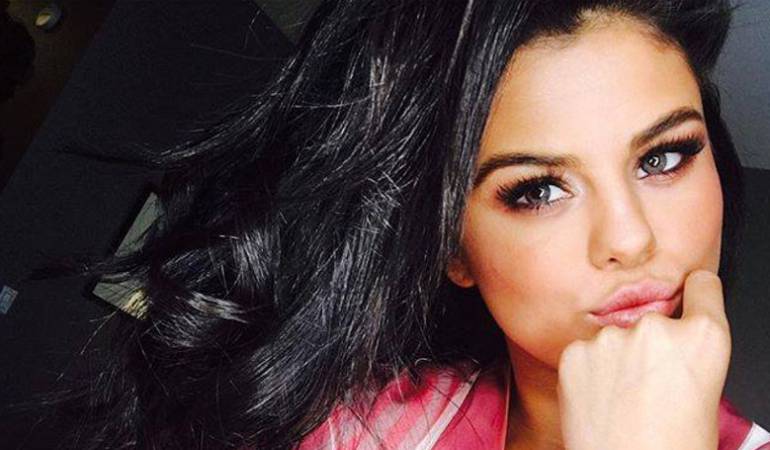Selena Gómez se reúne con Mark Zurkerberg y celebran su éxito en Instagram: Selena Gómez celebra ser la más exitosa de Instagram con el creador de la red social