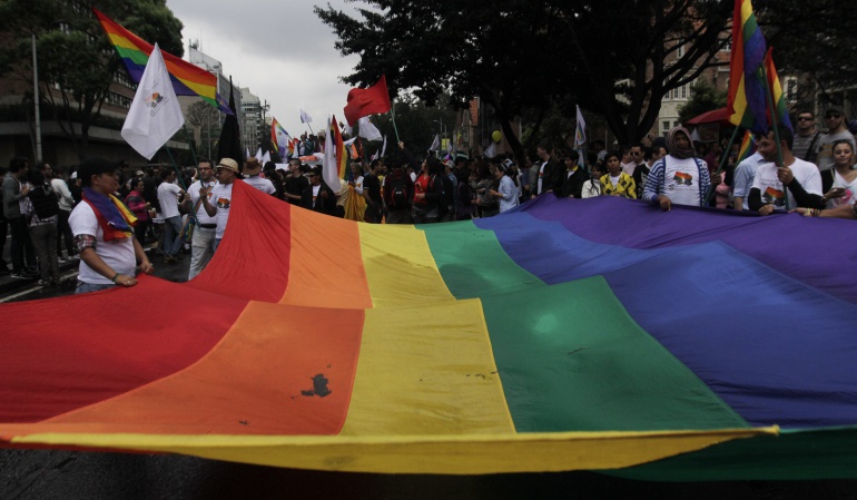Reforma constitucional que reconocerá matrimonio gay: Peña Nieto anuncia una reforma constitucional que reconocerá matrimonio gay