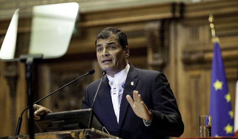 Sismo Ecuador: Correa da parte de tranquilidad tras terremoto de 6.8 grados