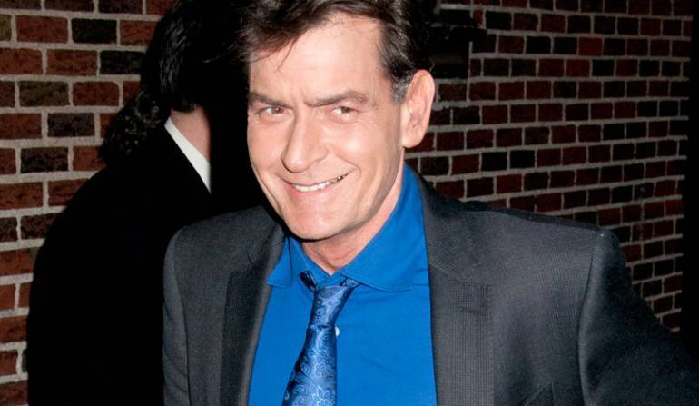 Charlie Sheen: tratamiento para combatir el VIH: Charlie Sheen prueba un nuevo tratamiento para combatir el VIH