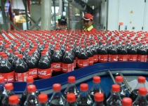 Coca-Cola advierte de posible interrupción de sus plantas en Venezuela