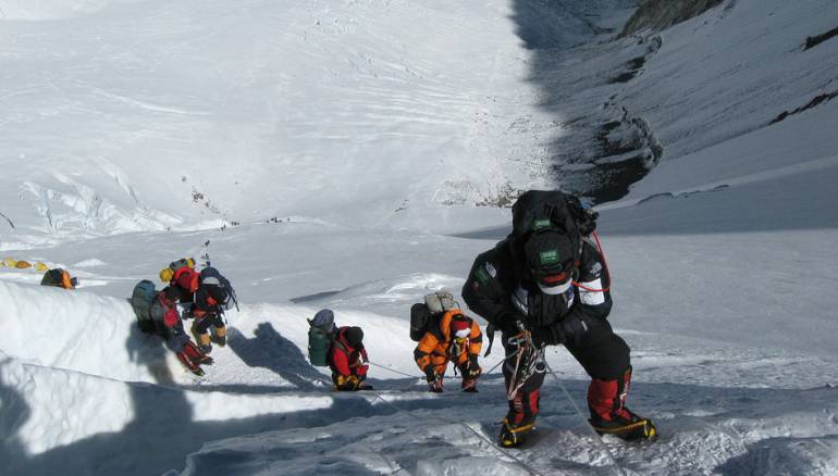 El holandés Eric Arnold fallece en el Everest