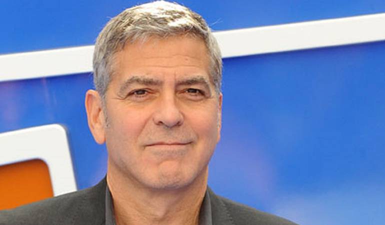 Amigos de Clooney exaltan su sencilles a la forma de vestir: George Clooney usa el mismo jean y camiseta todos los días
