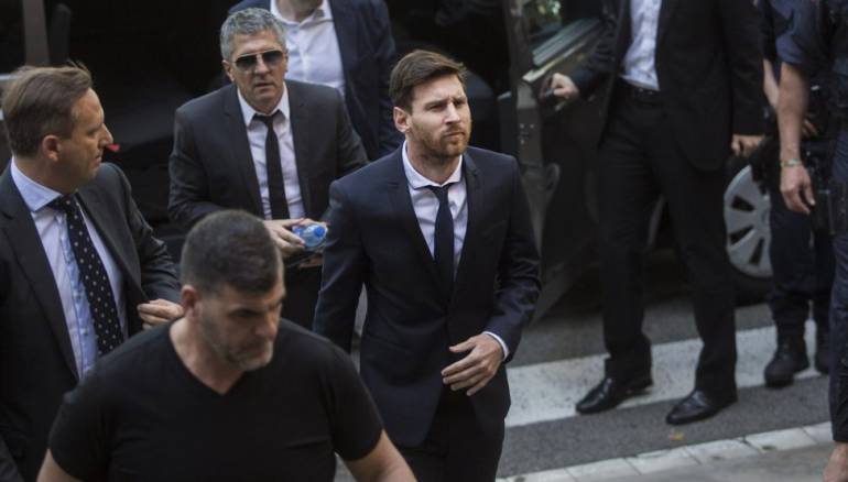 Messi llega al juicio por presunto fraude fiscal