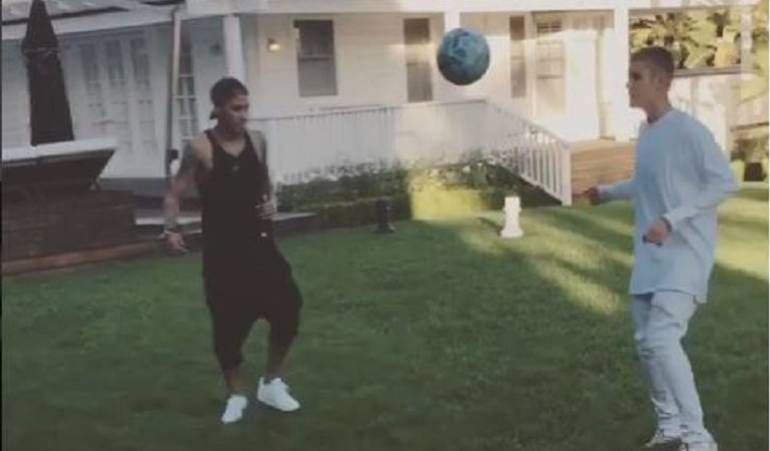 Justin Bieber y Neymar: Justin Bieber le ‘coge el ritmo’ a Neymar