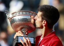 Djokovic venció a Murray y se quedó con su primer título de Roland Garros