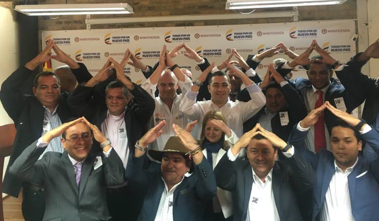 Vicepresidente y MinVivienda firman nuevos convenios para casas gratis en todo el país