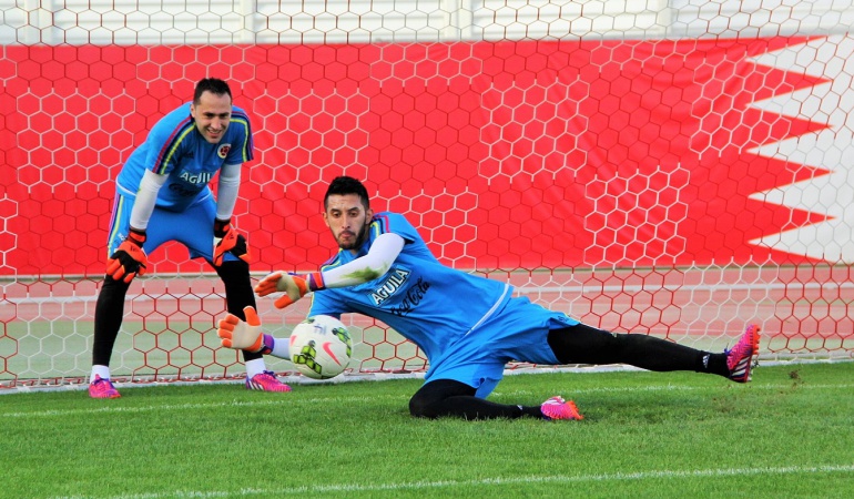 Camilo Vargas Deportivo Cali: Deportivo Cali hace oficial el préstamo de Camilo Vargas