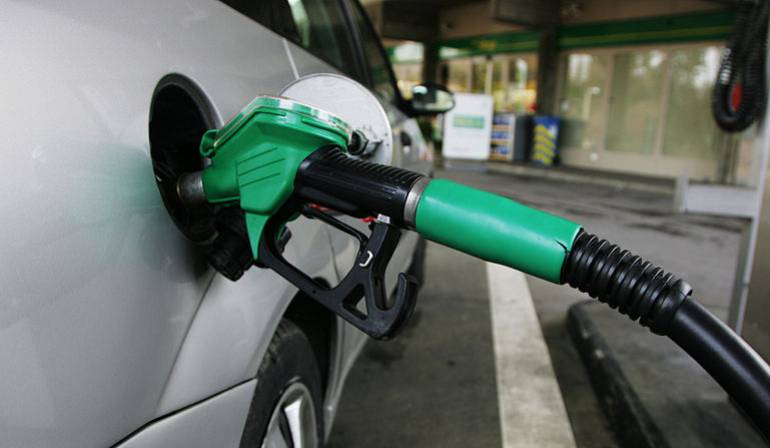 Camioneros de Boyacá en desacuerdo con el alza de combustibles: Camioneros de Boyacá en desacuerdo con el alza de combustibles