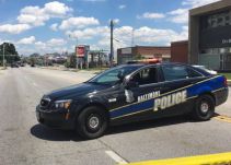 Detienen a hombre armado que retuvo a 4 personas en un Burger King en EE.UU.