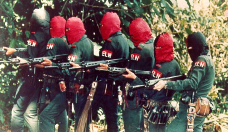 Exigen cierre de emisoras del Eln que transmiten en Venezuela