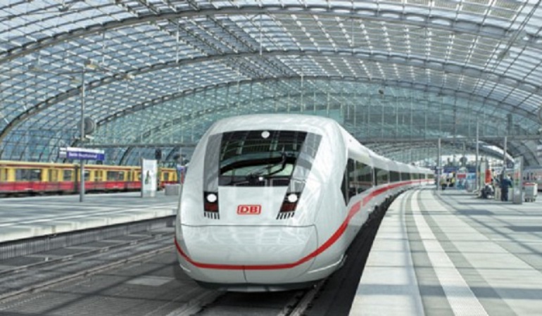Ataque con un hacha en tren de Alemania: Hombre armado con un hacha ataca un tren en Alemania