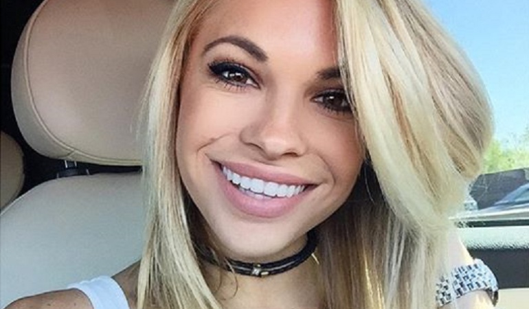 Conejita Playboy Dani Mathers, en problemas por compartir imagen de una mujer desnuda: Modelo de Playboy, arrepentida tras publicar foto en la que se burla de una mujer