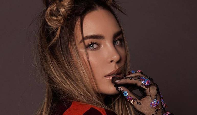 Cantante méxicana se vuelve tendencia por supuestamente entrometerse en medio de un matrimonio.: Belinda es señalada de “robamaridos”