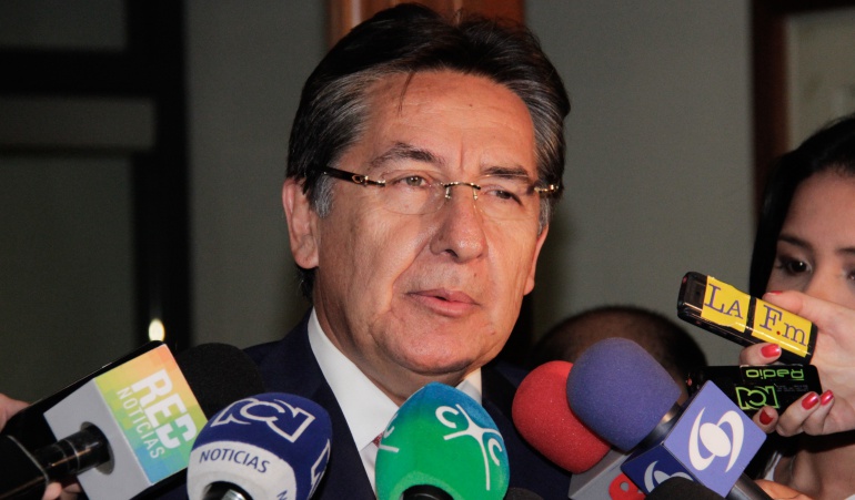 Nuevo fiscal general: Confirman elección de Néstor Humberto Martínez como fiscal general