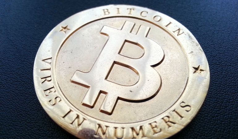 Valor Bitcoins: Bitcoin cae un 10%