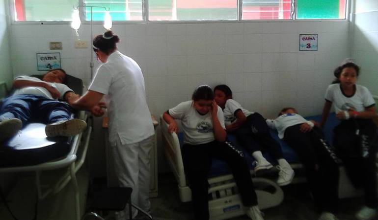 intoxicación de estaudiantes por alimentación escolar en Arauquita: Suben a 43 los niños intoxicados en Arauquita por alimentación escolar