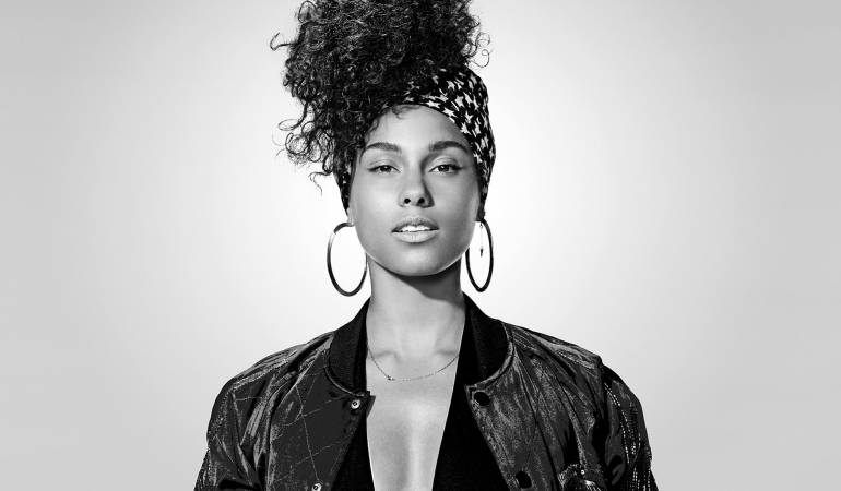 Alicia Keys muestra sus estrías en su faceta más natural: Al natural: las estrías de Alicia Keys