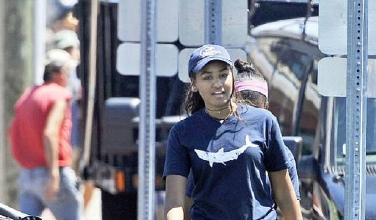 Sasha Obama trabaja en un restaurante en el verano: ¡De no creer! La hija menor de Obama trabaja como camarera en el verano