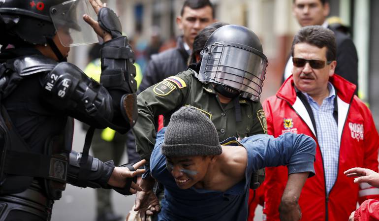 Desmanes contra sísmica de multinacional polaca en Sáchica, Boyacá: Desmanes contra sísmica de multinacional polaca en Sáchica, Boyacá Desmanes contra sísmica de multinacional polaca en Sáchica, Boyacá: Desmanes contra sísmica de multinacional polaca en Sáchica, Boyacá