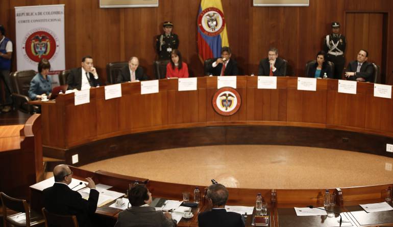 Corte condiciona plebiscito a que Farc “depongan las armas”
