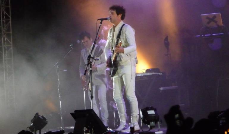 Pinturas inspiradas en Gustavo Cerati: Artista que se inspiró en Cerati expone obras del cantante en Buenos Aires