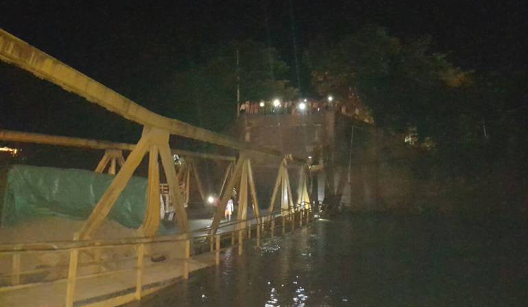 caída de puente en Casanare: Gobierno estudia con expertos plan de acción para superar caída de puente en Casanare