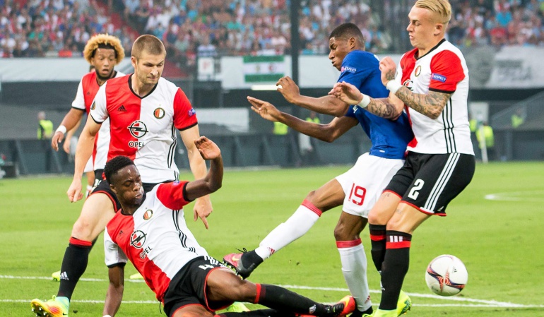 Fenenoord 1-0 Manchester United Europa League: El Manchester de Mourinho sufrió su segunda derrota consecutiva en Rotterdam