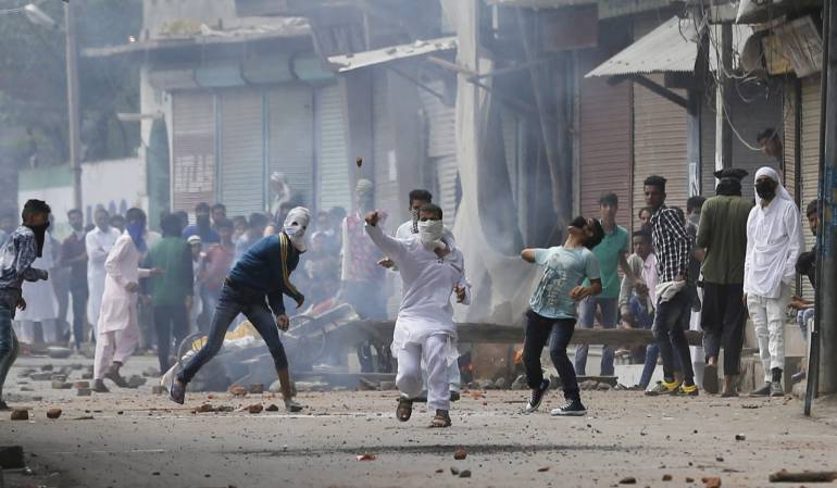 Ataque en Pakistán, mezquita: Ataque suicida deja 16 muertos y 23 heridos en una mezquita de Pakistán