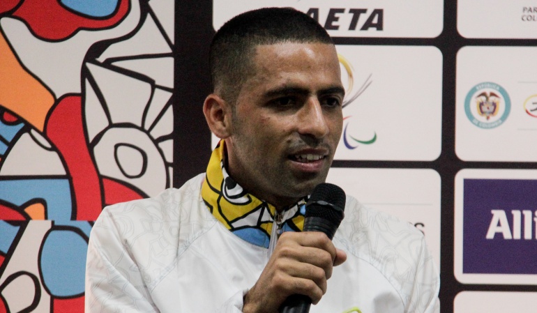 Juegos Paralímpicos: Elkin Serna se retiró de la prueba de maratón T11-T12 por una molestia en un pie