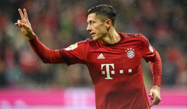 Bayern Múnich oferta Lewandowski 2021: El Bayern busca retener a Robert Lewandowski hasta el 2021