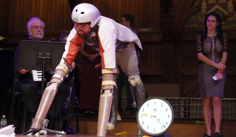 IG Nobel: el premio ganado por un científico-cabra y otro que vistió a ratas con pantalones: La vida sexual de las ratas con pantalones, el hombre que vivió como cabra y otros ganadores de los premios "anti Nobel"