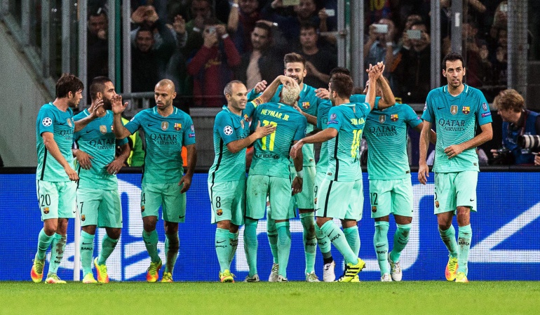 Mönchengladbach 1-2 Barcelona Liga de Campeones: Barcelona remonta en Alemania y es líder solitario de su grupo en Liga de Campeones