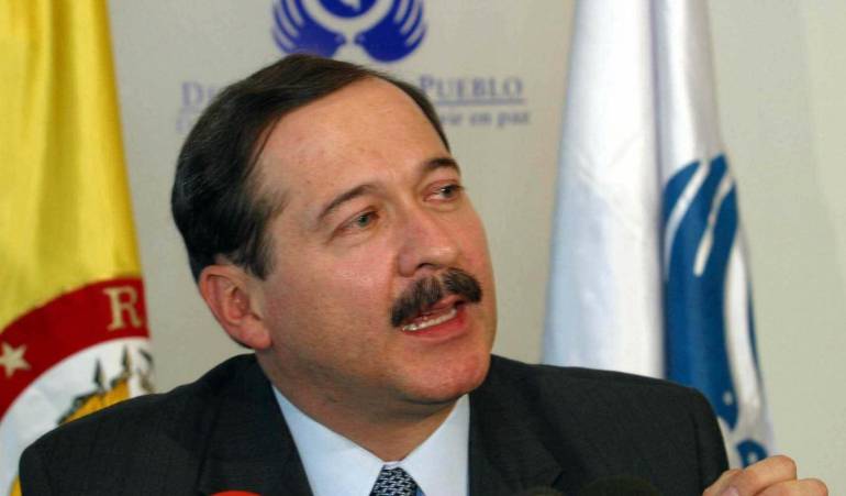 Cabildo abierto para refrendar los acuerdos de paz propone expresidente de la Corte