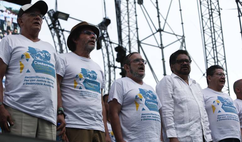 Delegados de las Farc celebran el Nobel y piden sacar adelante el proceso de paz
