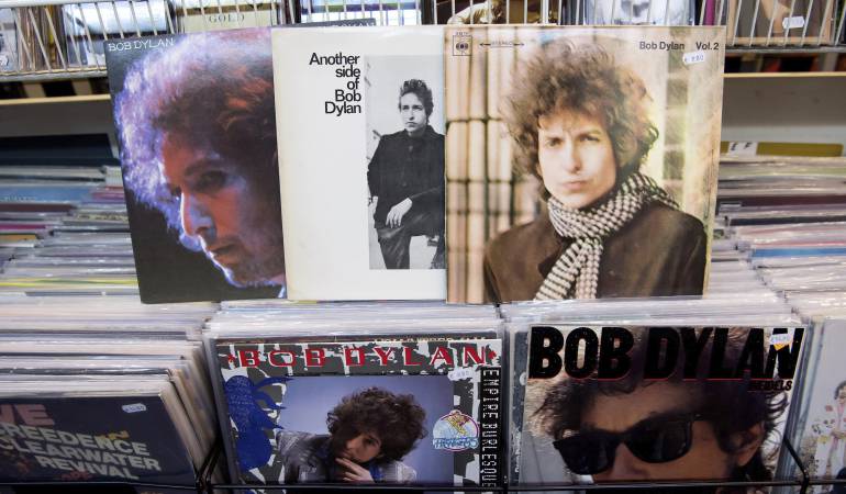 Reacciones en redes por el Nobel de literatura de Bob Dylan: Sorpresa y admiración, son algunas de las reacciones en Twitter tras el Nobel de literatura