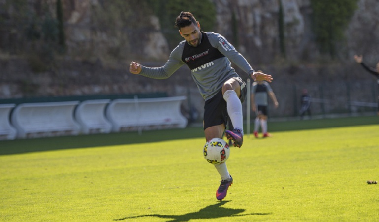 Falcao: Falcao entrena a la par con sus compañeros