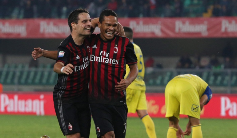 Carlos Bacca: Bacca aporta en el triunfo del Milan sobre Chievo y asciende en la tabla
