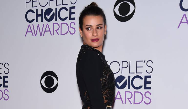 Lea Michele orgullosa de su cola: Lea Michele se siente muy orgullosa de sus curvas