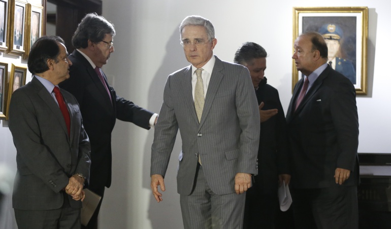 Reunión Uribe Farc: Uribe asegura que los líderes del No estarían dispuestos a reunirse con las Farc