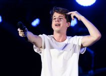 Charlie Puth canceló el resto de su gira por motivos de salud