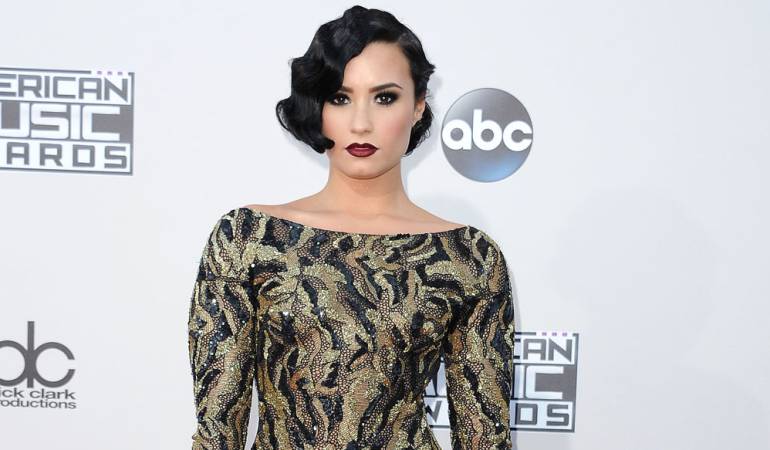 Demi Lovato es defendida por sus seguidores: Los fans de Demi Lovato amenazan con herir a Luke Rockhold si no la trata bien