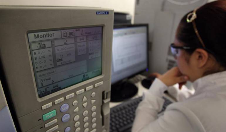 Sigue siendo amplia la breceha de género en el mundo científico: Patentes solicitadas por mujeres aumentan pero la brecha de género persiste