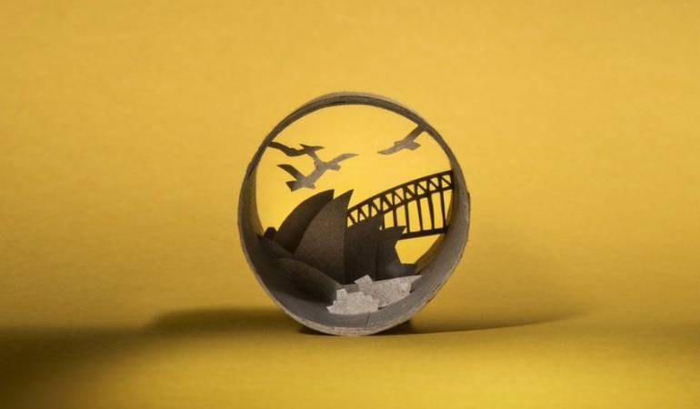 Las curiosas piezas de arte hechas con rollos de papel sanitario