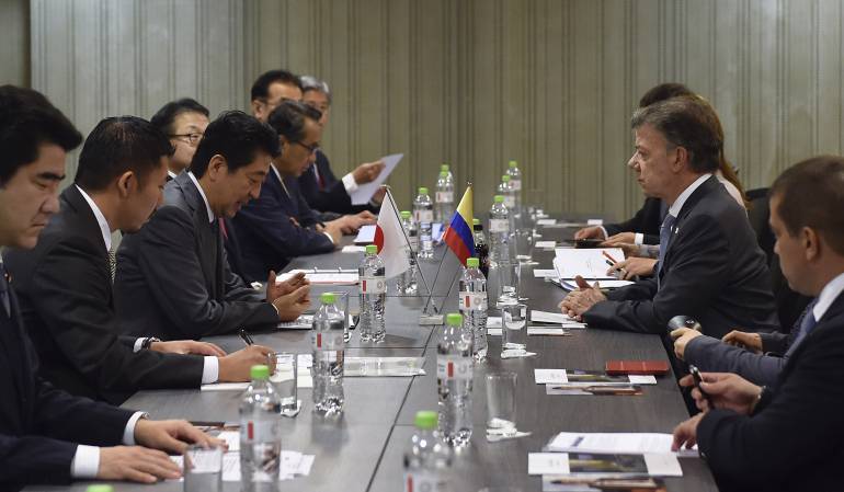 Santos presenta ante APEC las virtudes del acuerdo de paz: Tendremos el apoyo de Japón, China y Rusia para el nuevo acuerdo de paz: Santos en Apec